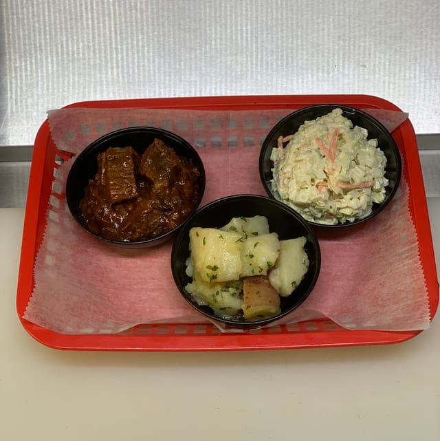 Kids Chopped Beef Dinner.